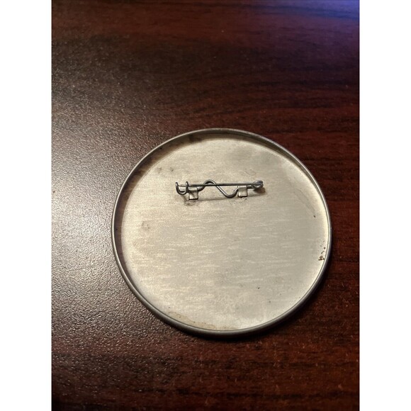 2023 McDonald’s Grimace Name Tag Employee Button Pin - Picture 3 of 3